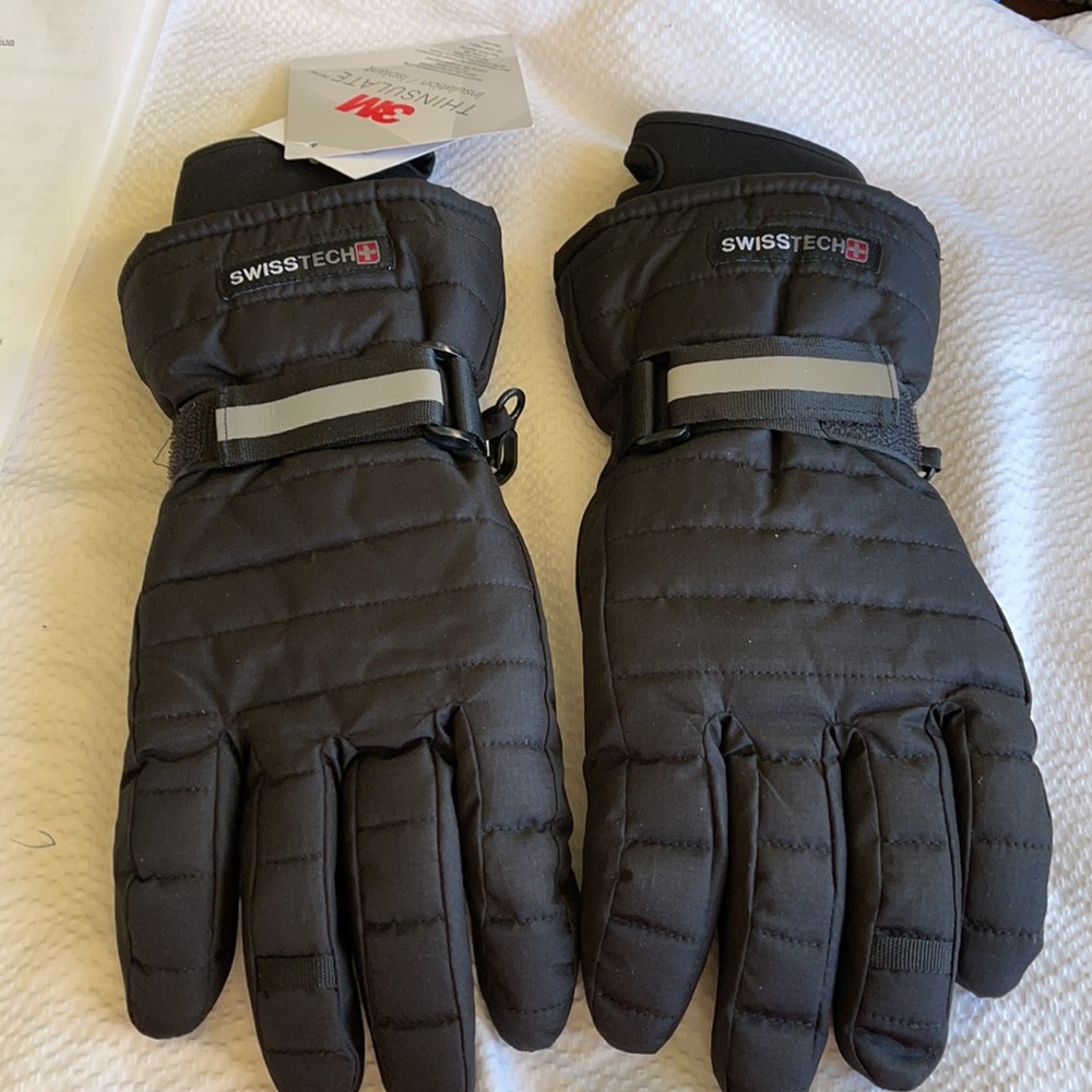 Winter gloves boys black 3M thinsulate touch screen Swiss tech size S/M